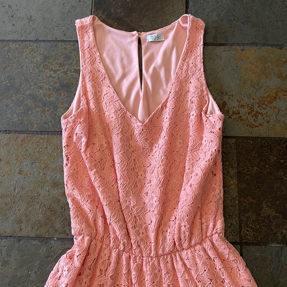 TOBI peach/coral Romper - Size Small/Medium 🌸 - Picture 2 of 10